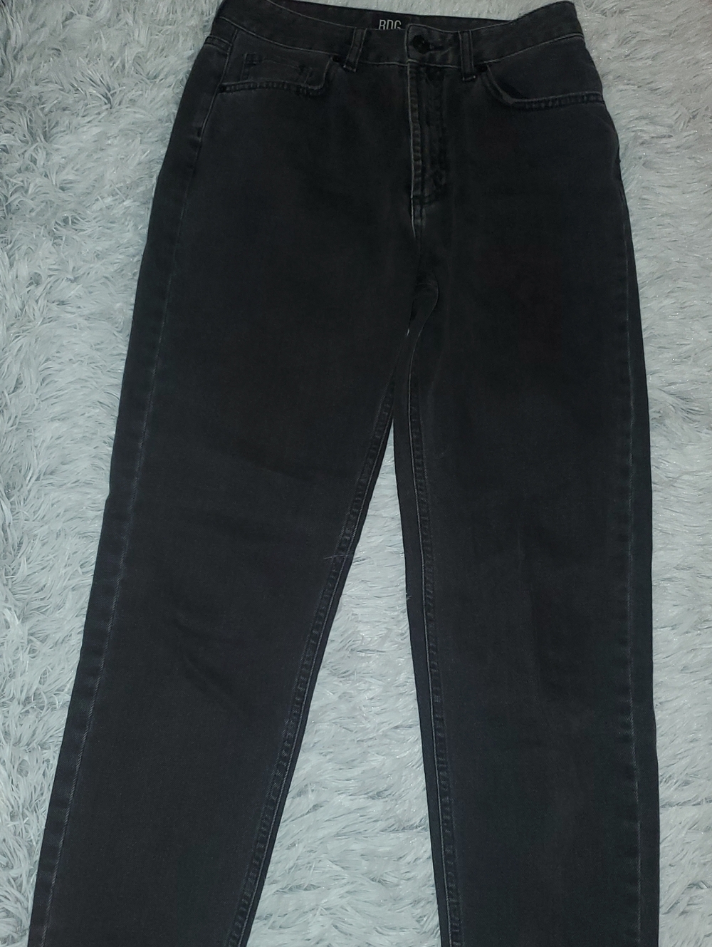 *BDG Urban Outfitters Mom Jeans*